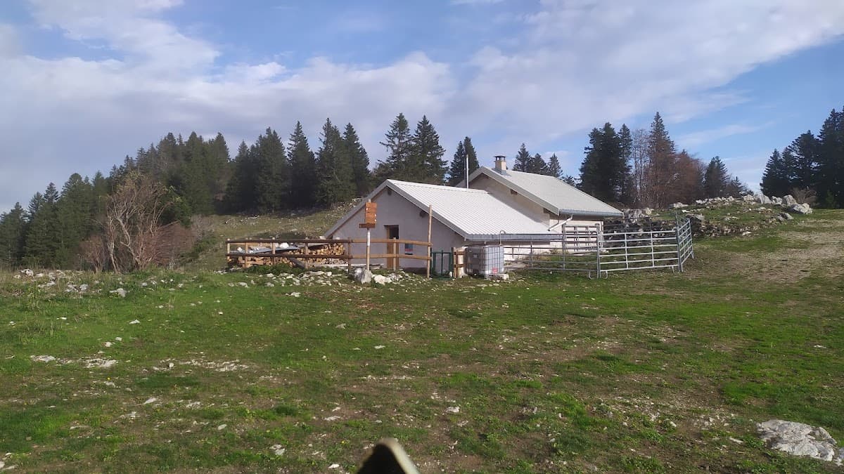 Refuge Chalet du Sac Grand Crêt d'eau