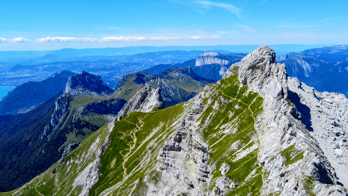 TOUR DE LA TOURNETTE