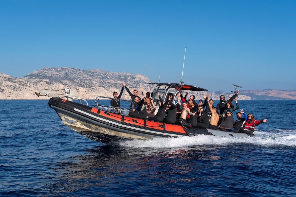 MER MEDITERANNEE SITES DE PLONGEE ILE JARRE